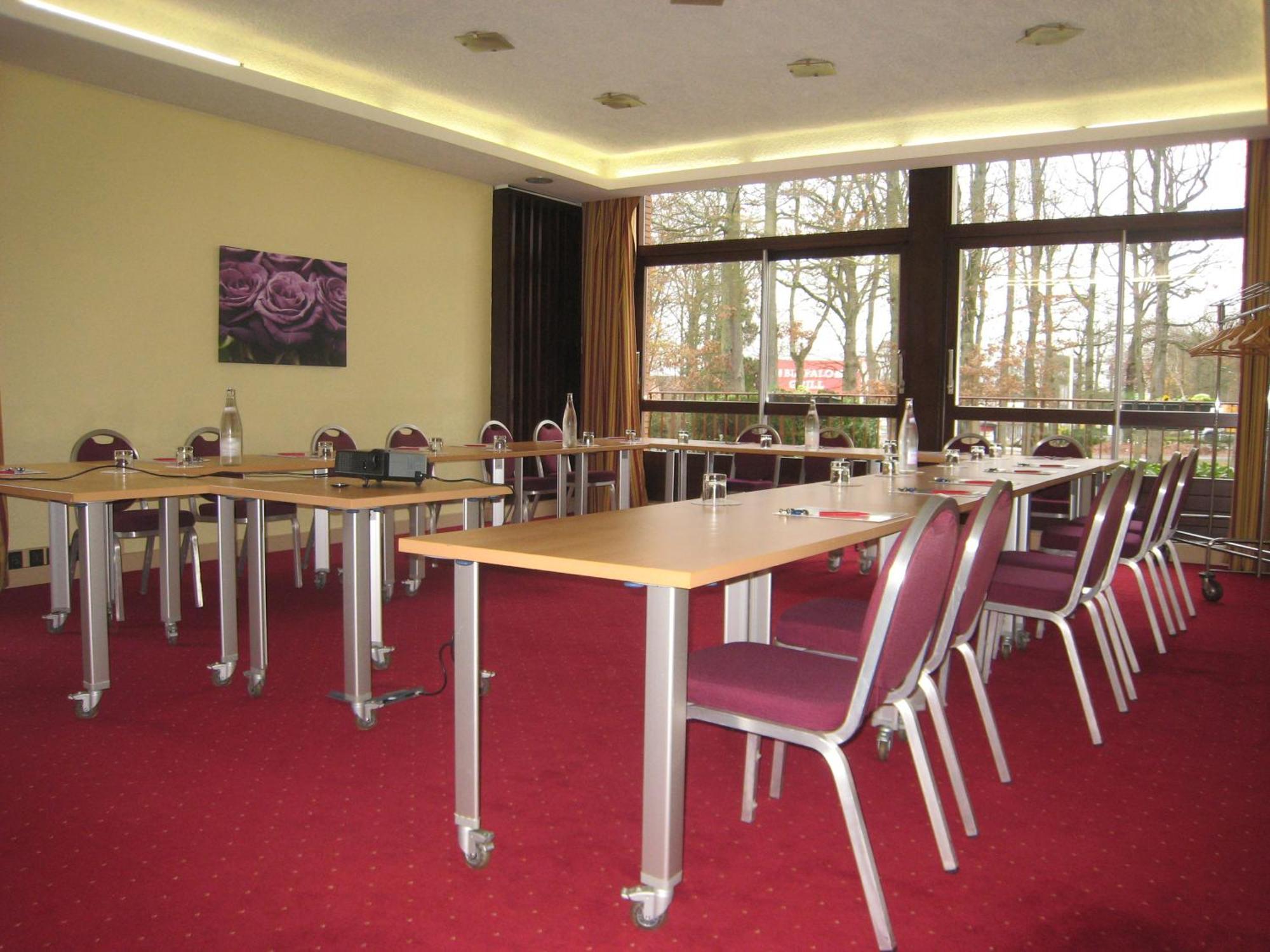 Le Grand Monarque Hotel Melun Exterior photo